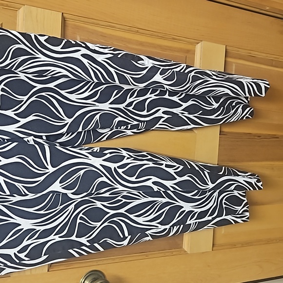 Talbots Cropped Ankle Pants - Picture 2 of 4